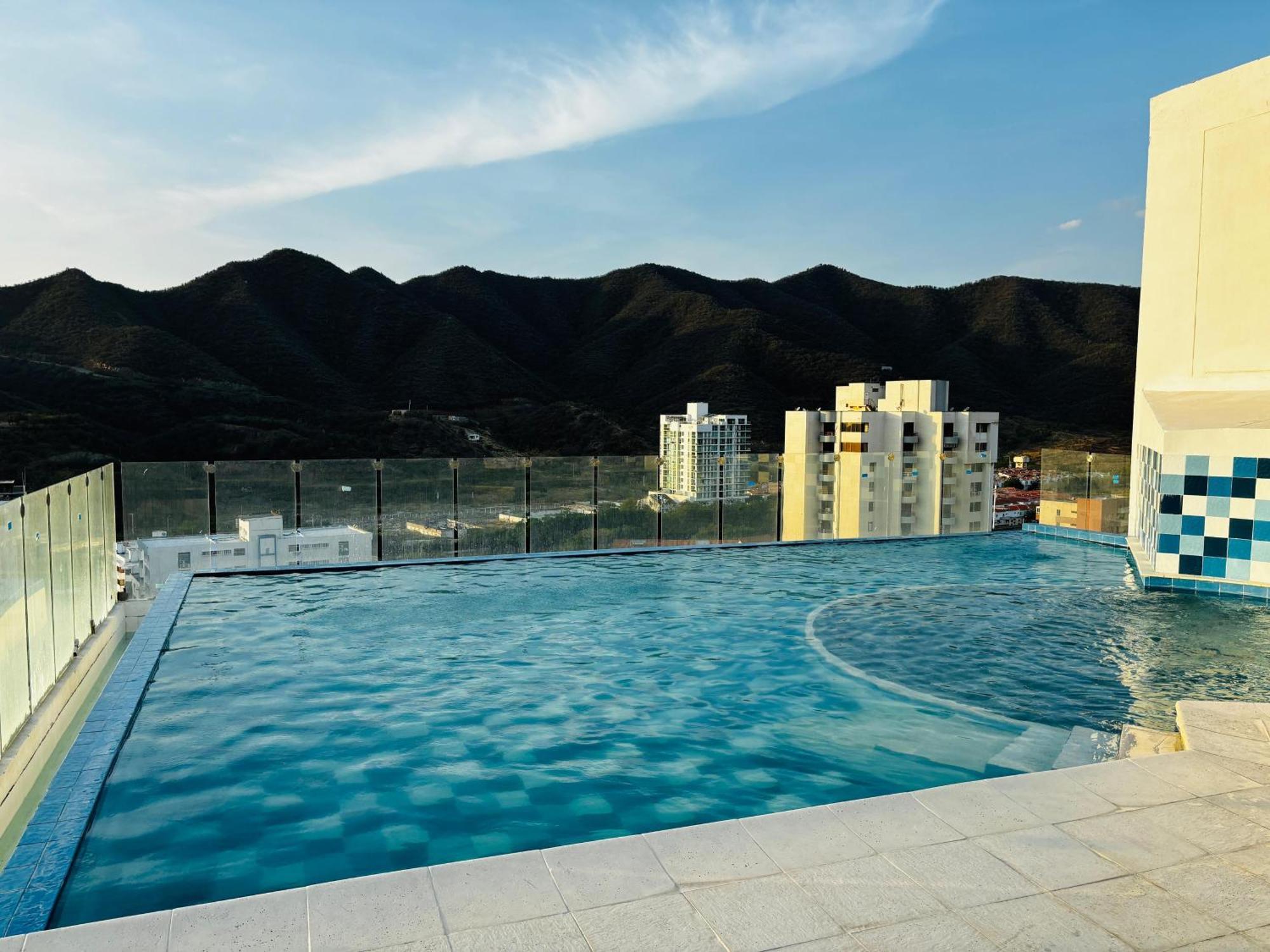 Apartamen Sky Tower Apartment Gaira